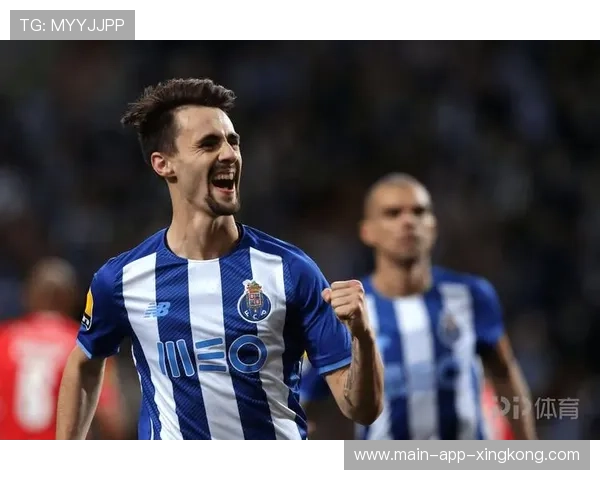 波尔图维埃拉长途奔袭后抽射再次点燃巨龙球场