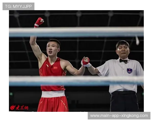 拳击冠军赛选手智慧打法成为媒体关注焦点