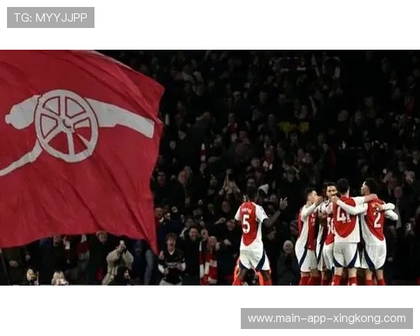 英超利物浦替补进球，主场观众再次欢呼