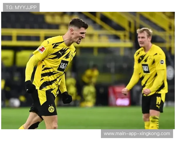 多特蒙德开启边路攻势新篇章:引入更具侵略性的边路球员 多特蒙德开启边路攻势新篇章:引入更具侵略性的边路球员